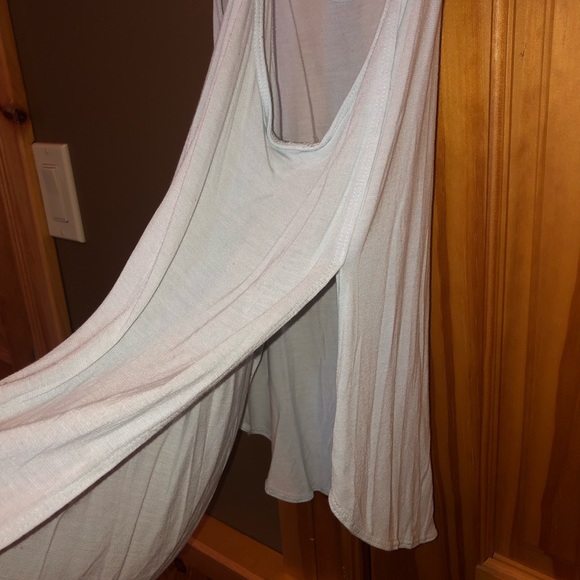 SUPER CUTE LIGHT BLUE TANK - Picture 4 of 4